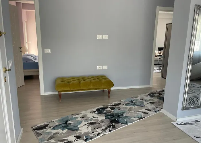 Bluepine Serenity Apartament *